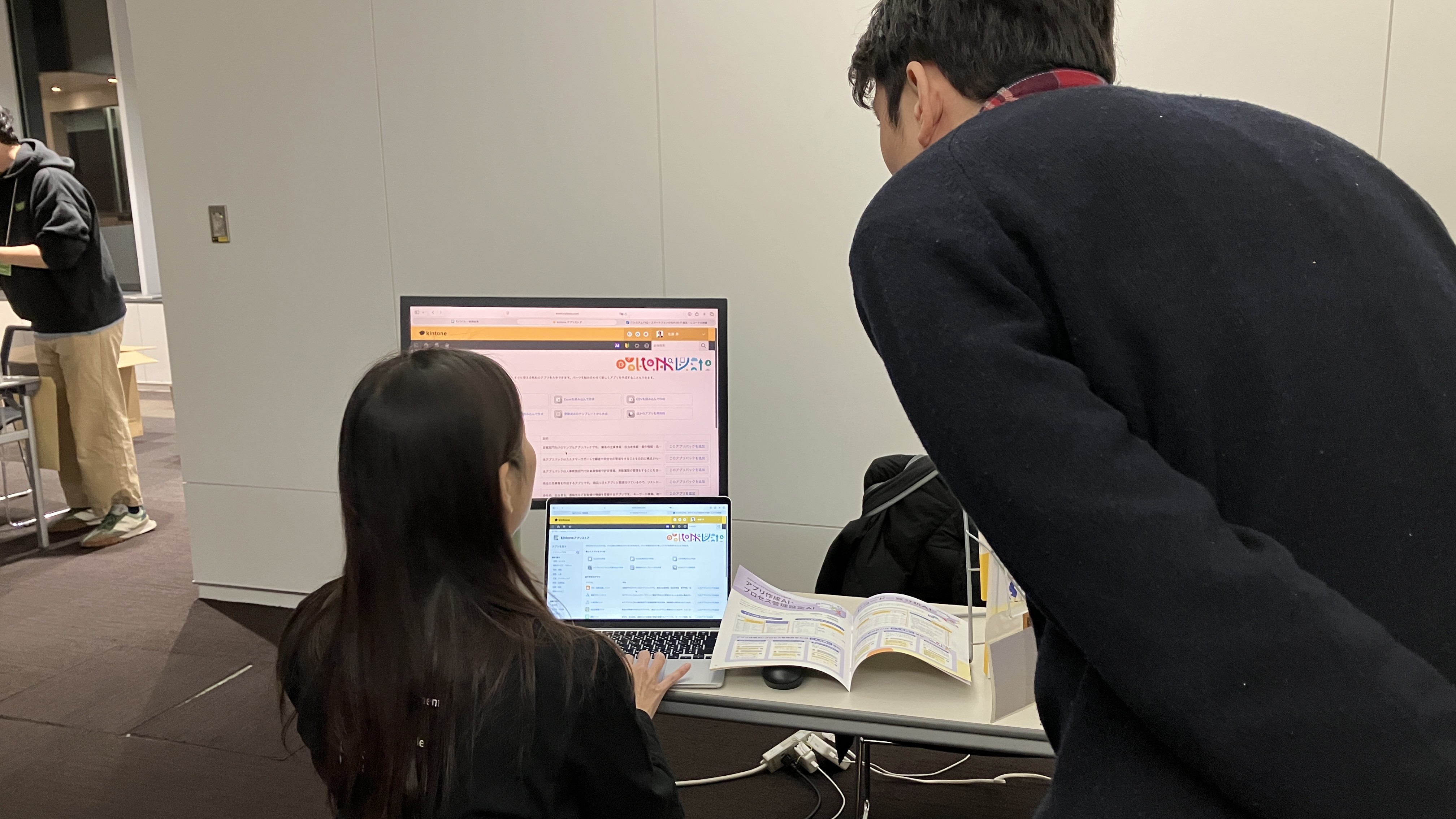 ブース対応の様子