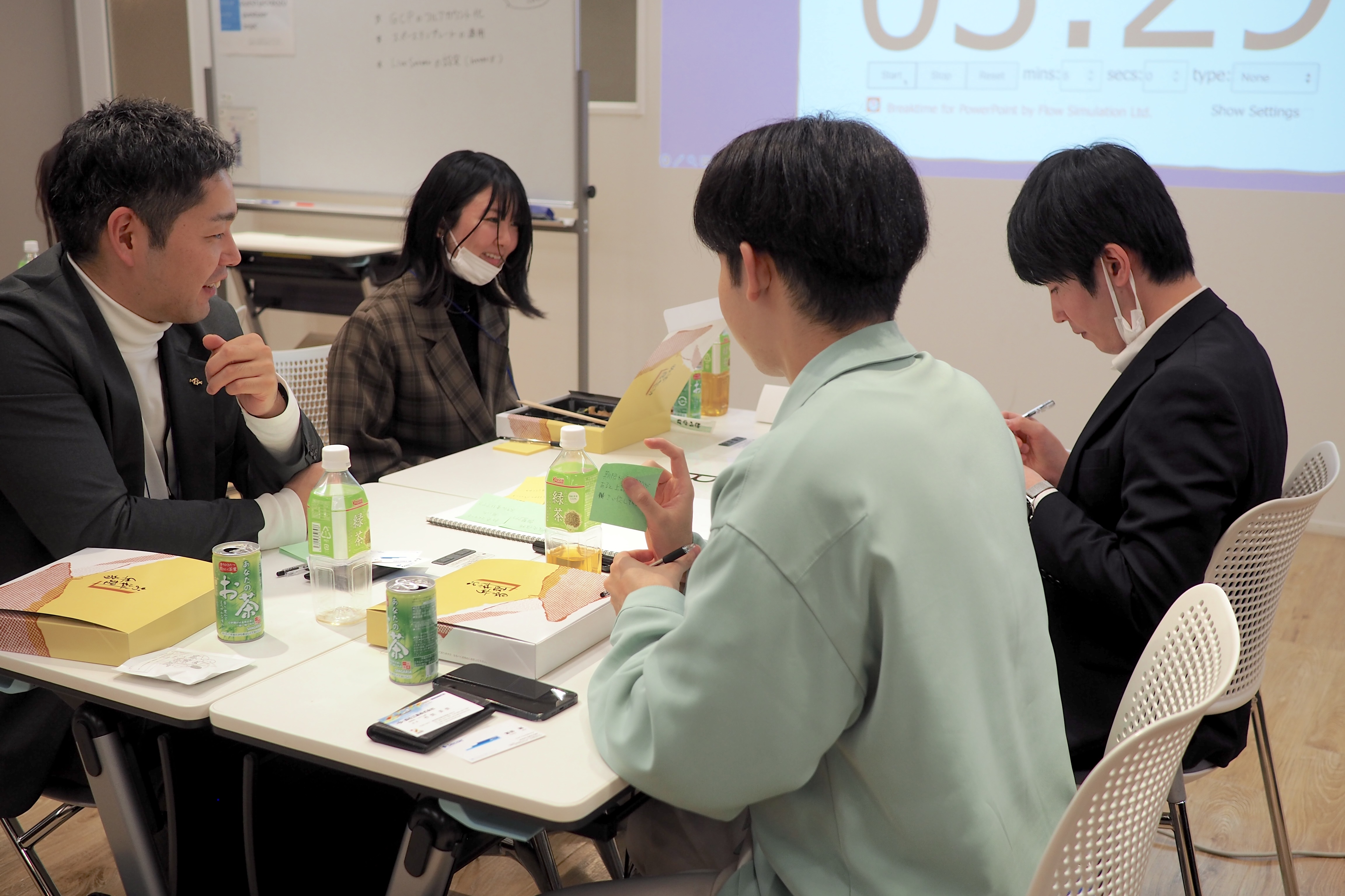 devCampFire中話している写真